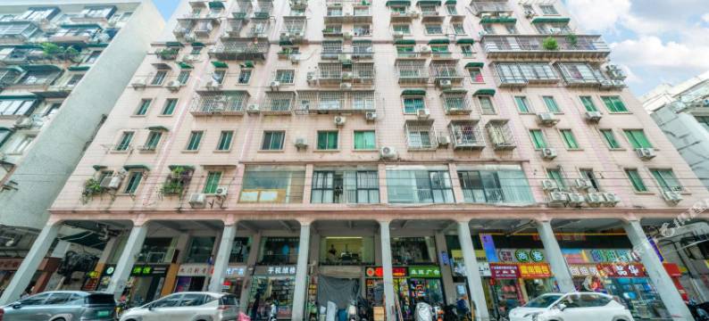 宸辰·Life轻奢度假美宿(北京路步行街大佛寺店)图片