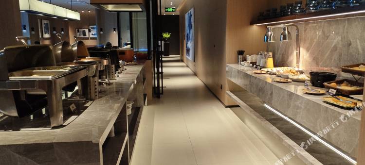 精通酒店(来宾市政和步行街北站店)图片