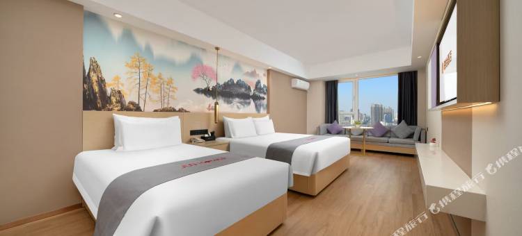 禾怡精选酒店(鞍山火车站万象汇店)图片