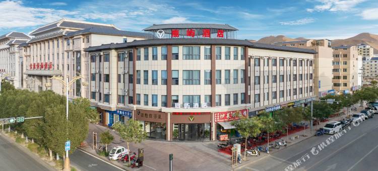 鹿屿酒店(敦煌书局沙州夜市店)图片