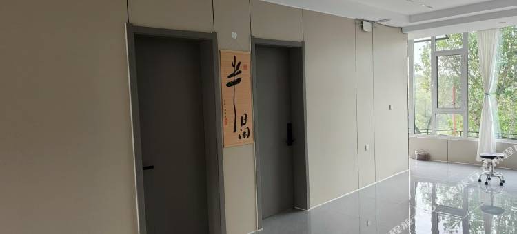 富泉枫林晚民宿图片