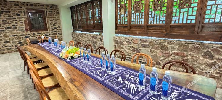 兴义谦谷九野民宿(峰林布依景区店)图片