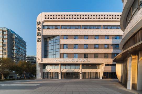 舟山普陀东港美仑酒店