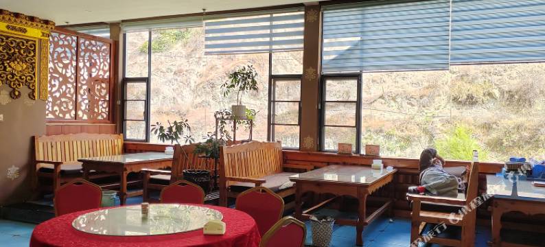 得荣达旺大酒店图片