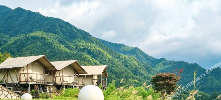 无奢山居野营民宿图片