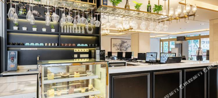 深圳罗湖口岸国贸地铁站希岸Deluxe酒店图片