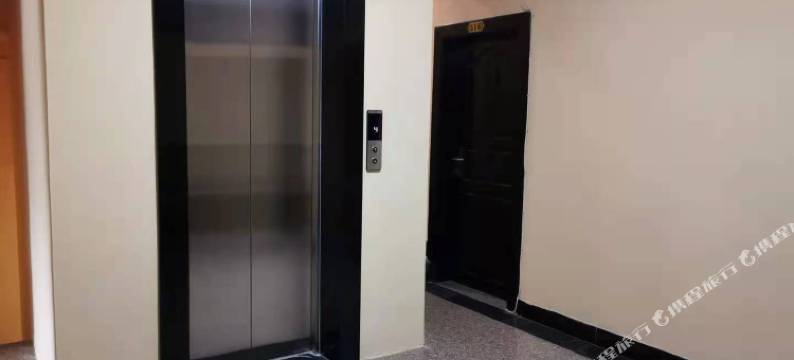 阳朔龙腾酒店(宋城千古情交通运输局店)图片