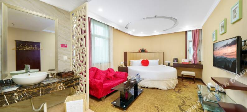 太阳岛假日酒店(深圳罗湖国贸地铁站店)图片