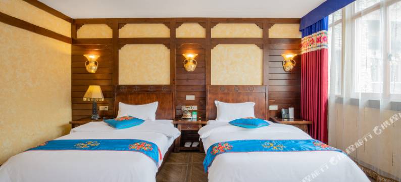 桃坪羌寨莎朗风情酒店图片