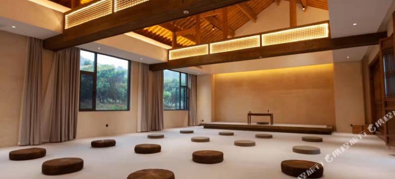 武当山道隐山居图片