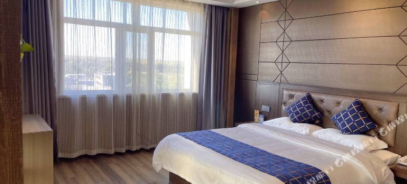 亚龙苑大酒店图片