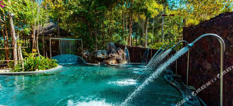 盈江凤凰温泉假日酒店图片