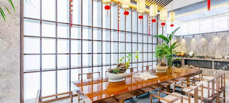 艺龙瑞云酒店(阜阳师范大学商厦时代广场店)图片