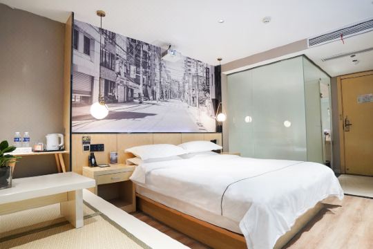 灰鲸智能酒店泰州万达店