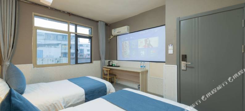 由里青居智慧酒店(都江堰客运中心店)()图片