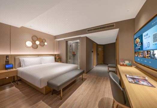 Orange Hotel (Tianjin Wudadao) Hotel Overview