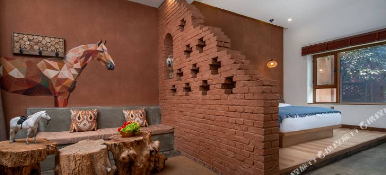 三生百间里民宿(阿克苏老街夜市店)图片