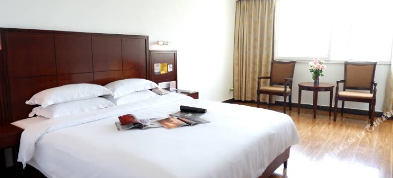 中源酒店(海南华侨中学友谊阳光城店)图片