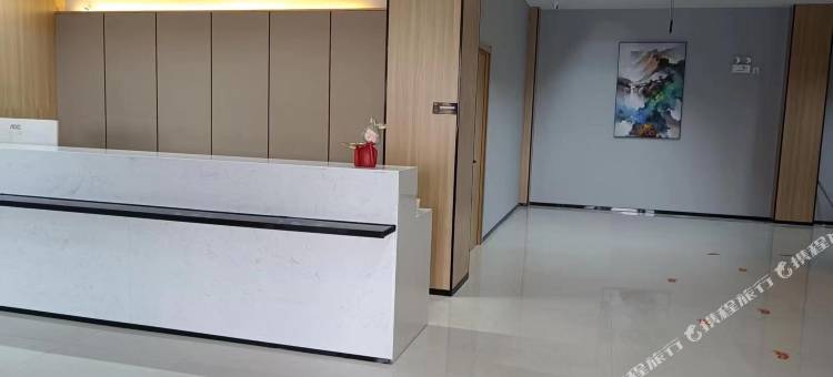 途客中国轻居酒店(临颍店)图片