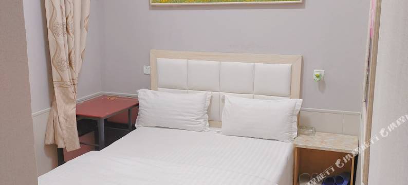 南阳鑫鑫主题宾馆(师院店)图片