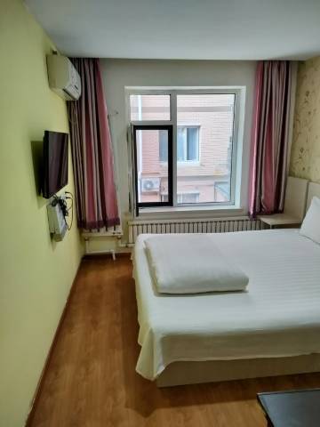 爱华旅馆(大连桃园店)