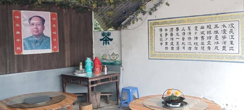 天燕山庄宾馆(燕子河大峡谷店)图片