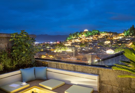 东方花园·中式美学设计师观雪山咖啡无边泳池美宿·静谧花园（丽江古城大水车店）外景图