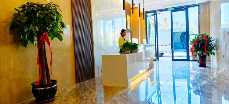 悦巢酒店(吐鲁番高铁北站交河机场店)图片