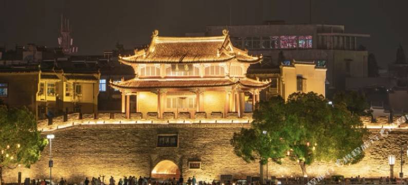 襄阳•丰泽苑•名尚丨ContempDesignerCinemaS酒店(民发广场泛悦店)图片