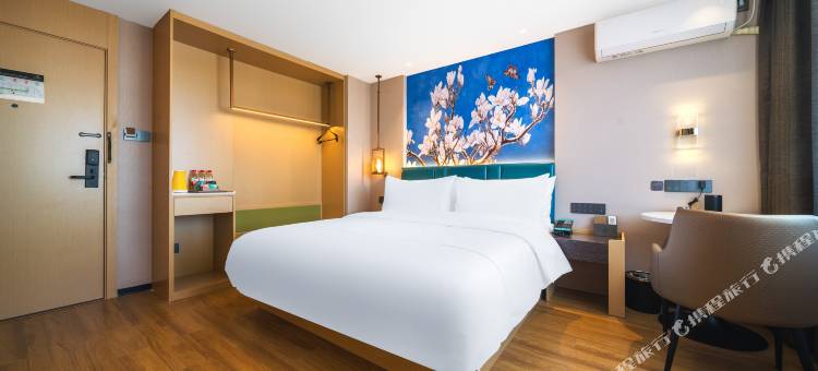 白玉兰酒店(包头万达广场正翔国际店)图片