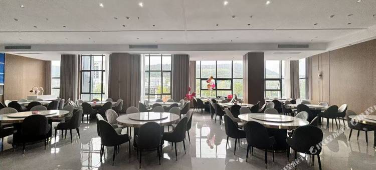 丹江口斯普瑞国际大酒店(丹江口大坝景区店)图片