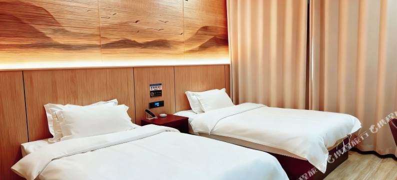 紫都商务酒店(霍城清水河店)图片