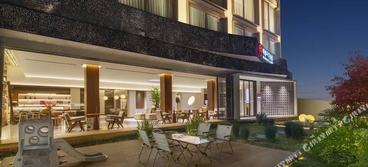 仟那千寻酒店(洛阳老君山店)图片
