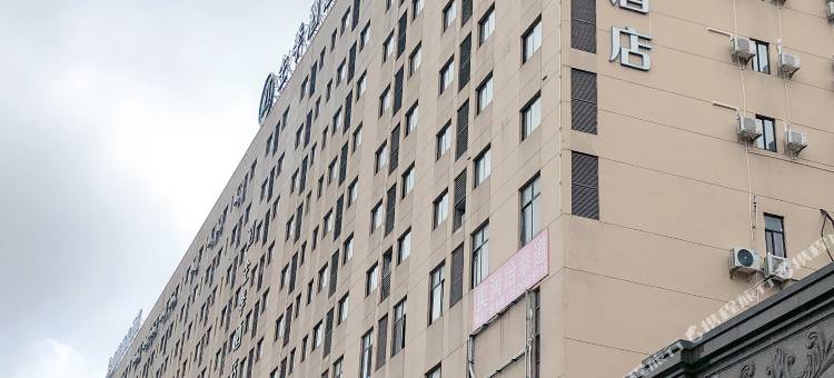 和颐酒店(上海秀浦路康桥地铁站店)图片
