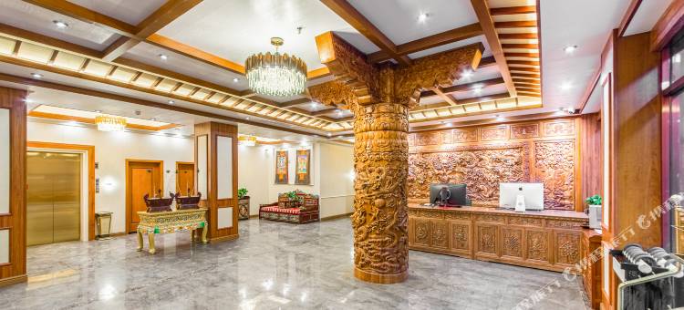 稻城亚丁明宇丽呈别院图片