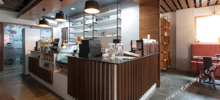 红门酒店Plus-迪奥拉维拉蒙特巴科洛德(RedDoorz Plus @ Diola Villamonte Bacolod)图片