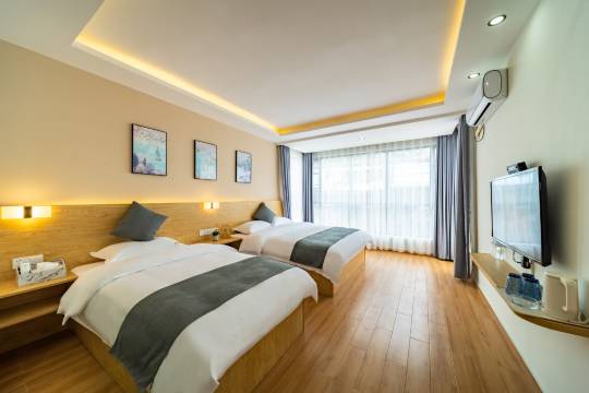 家和假日酒店(阳朔西街店)