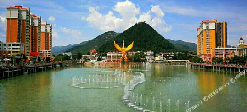 凤县云天阁家庭公寓(凤凰湖景区店)图片