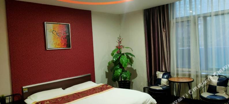 哈尔滨钱柜时尚宾馆(黑龙江中医药大学附属第一医院店)图片