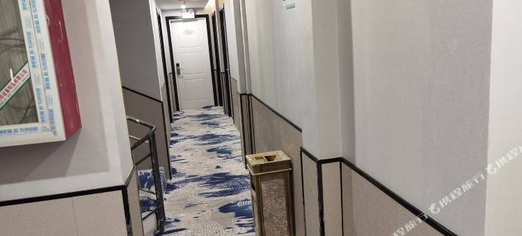 华驿酒店(阜阳市临泉县金茂大厦店)图片