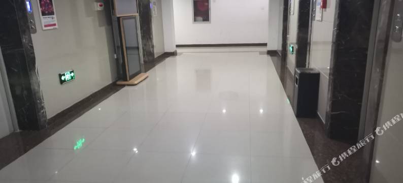 石家庄后院影音公寓(勒泰中心北国商城店)图片