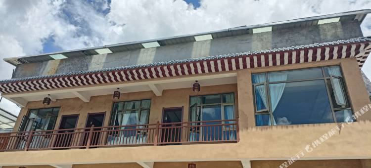 石境云庭民宿(扎尕那景区店)图片