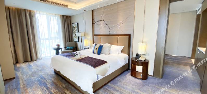 青岛华澜大酒店图片