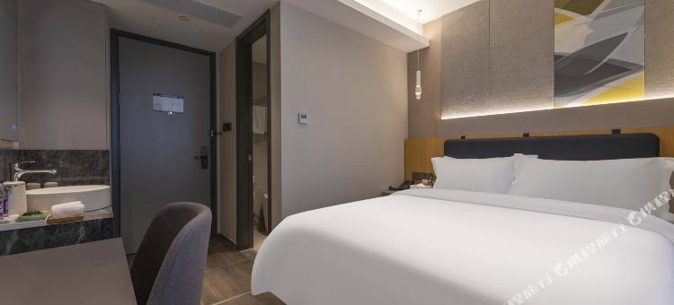 艺龙安云酒店(嘉兴旭辉广场南湖景区店)图片