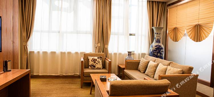 和田中洲华豫商务会议酒店(火车站店)图片