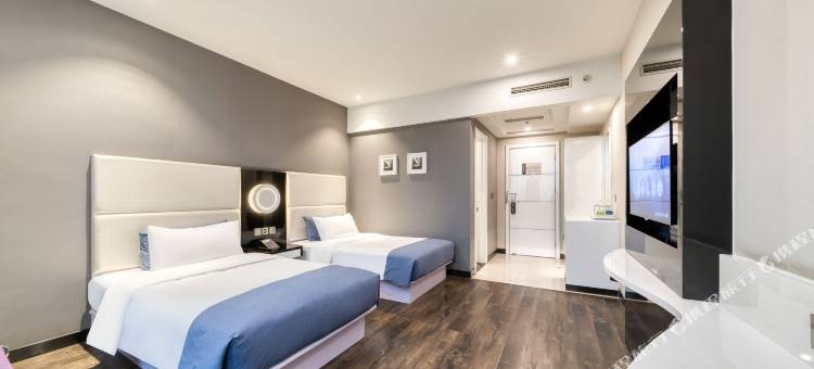 银座佳驿精致酒店(东营西二路银座商城石油化工学院店)图片