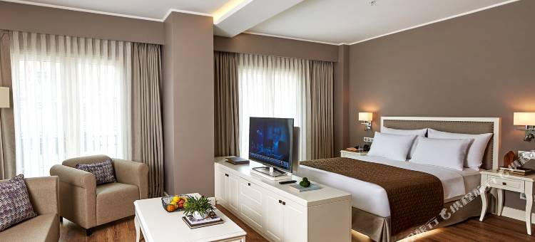 雷娜塔精品套房酒店(Renata Boutique Hotel)图片