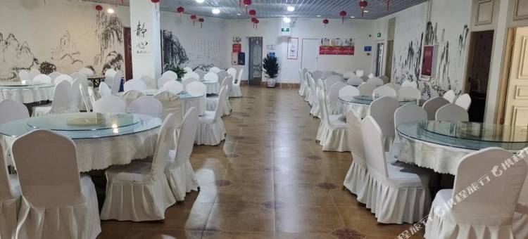 纵横假日大酒店(遂宁物流港店)图片