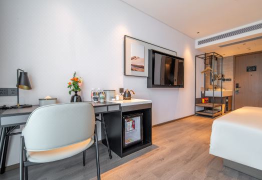 Atour Hotel, Jinwan Airport, Zhuhai Hotel Overview