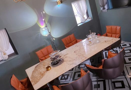 We SeeHotel Overview